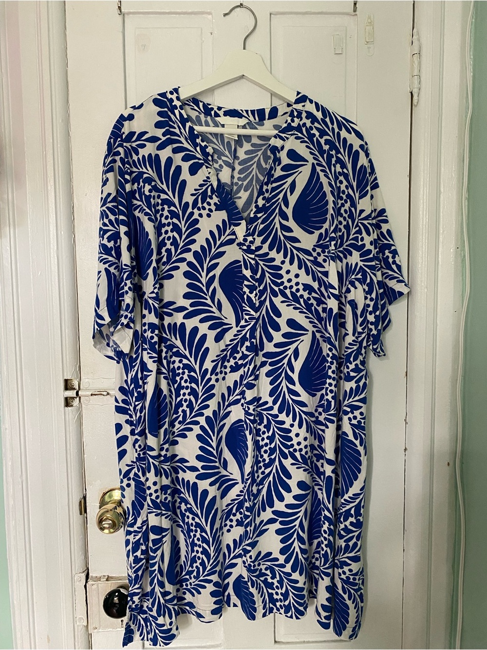 H&M White Midi Dress with Bold Blue Leaf Print